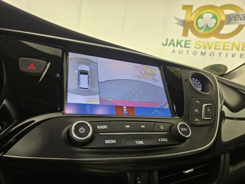 Used 2020 Buick Envision Premium w/ Driver Confidence Package AWD/4WD image 21