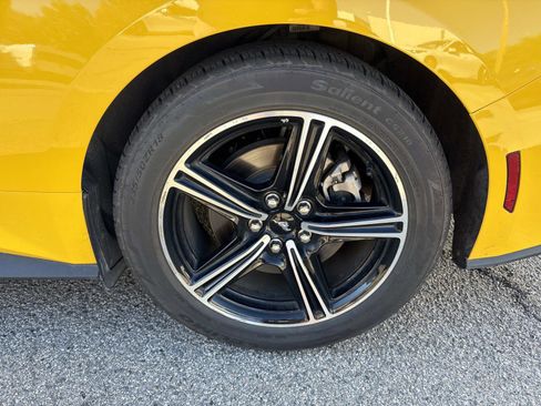 Used 2024 Ford Mustang Premium image 6