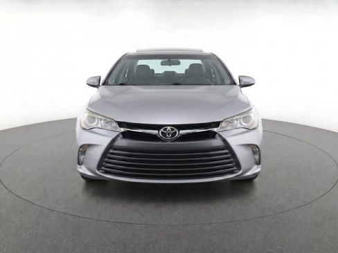 Used 2015 Toyota Camry XLE w/ Advanced Technology Package FWD image 2