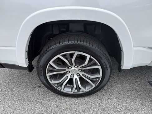 Used 2025 RAM 1500 Tungsten w/ Towing Technology Group AWD/4WD image 21