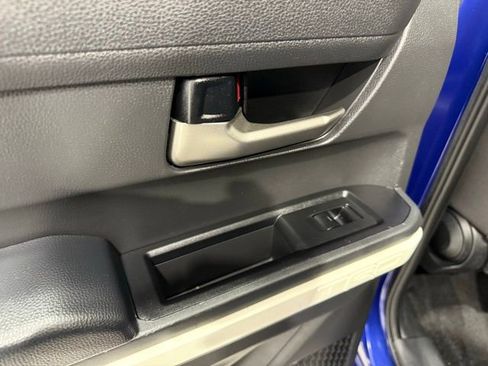 Used 2024 Toyota Tacoma TRD Off-Road image 17