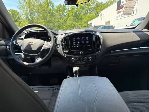 Used 2023 Chevrolet Traverse LT AWD/4WD image 18