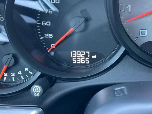 Certified 2017 Porsche 911 Carrera 4S image 25