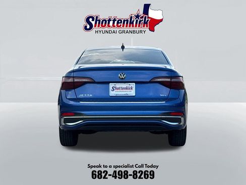 Used 2024 Volkswagen Jetta SEL FWD image 7