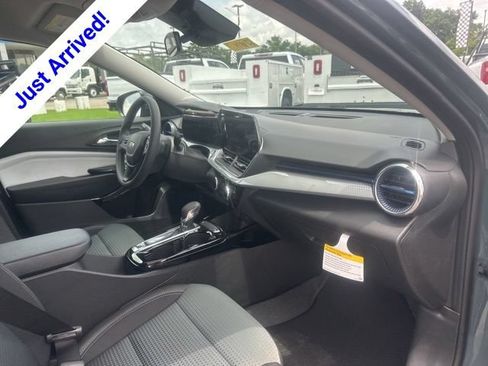 New 2026 Chevrolet Trax LT FWD image 31