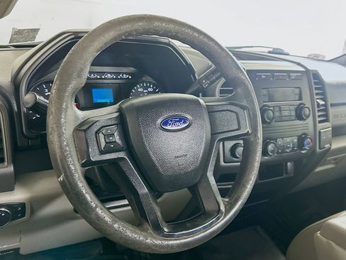 Used 2017 Ford F250 XL w/ Power Equipment Group image 17