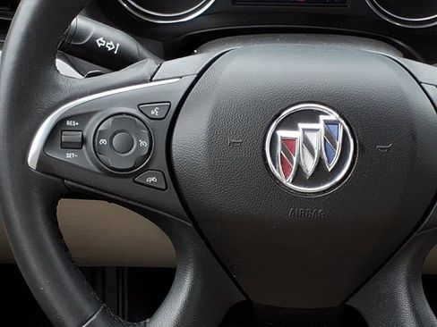 Used 2020 Buick Enclave Essence FWD image 6
