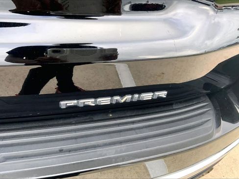 Used 2021 Chevrolet Tahoe Premier w/ Texas Edition image 10