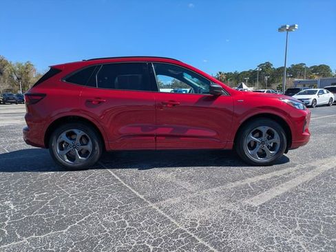 Used 2024 Ford Escape ST-Line w/ Cold Weather Package image 3