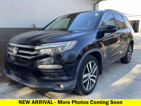 Used 2016 Honda Pilot Elite image 1