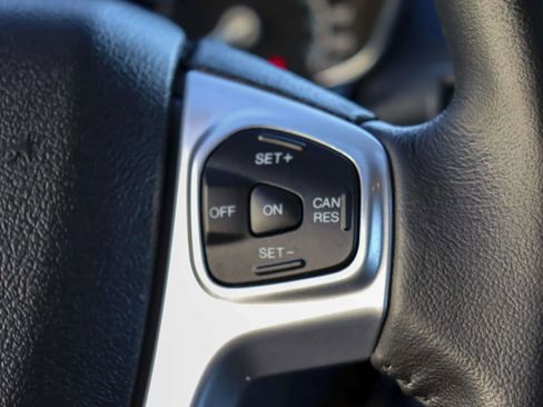 Used 2016 Ford Fiesta SE image 18