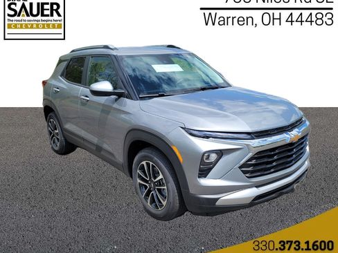 New 2026 Chevrolet TrailBlazer LT w/ LT Cold Weather Package FWD image 1