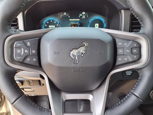 New 2026 Ford Bronco Badlands AWD/4WD image 16