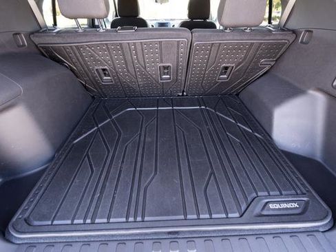 Used 2023 Chevrolet Equinox LT w/ LPO, Floor Liner Package image 26