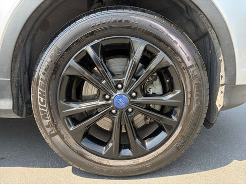 Used 2017 Ford Escape SE AWD/4WD image 30