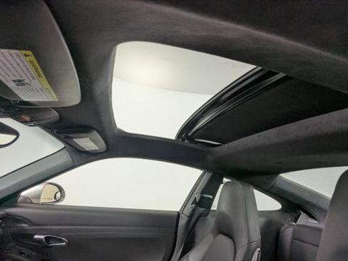 Used 2013 Porsche 911 Carrera w/ Bose Audio Pkg image 28