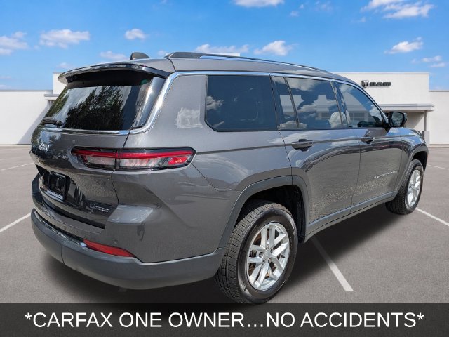 Used 2024 Jeep Grand Cherokee L Laredo w/ Trailer Tow Package RWD image 4