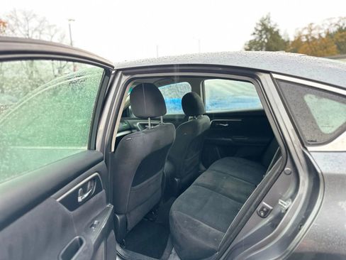Used 2015 Nissan Altima 2.5 SV image 11
