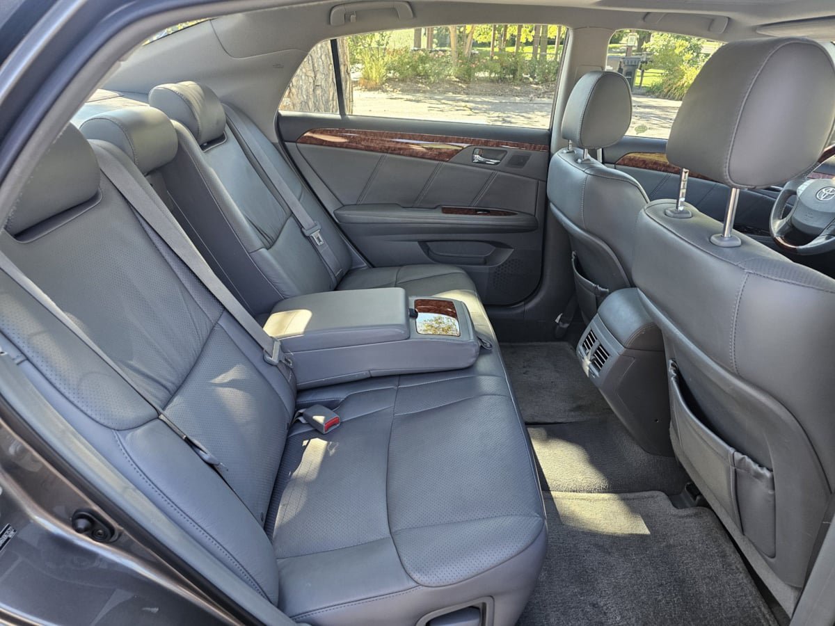 Used 2006 Toyota Avalon Limited FWD image 39