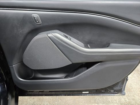 Used 2021 Ford Mustang Mach-E Select image 48