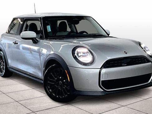 Certified 2025 MINI Cooper 2-Door Hardtop image 2