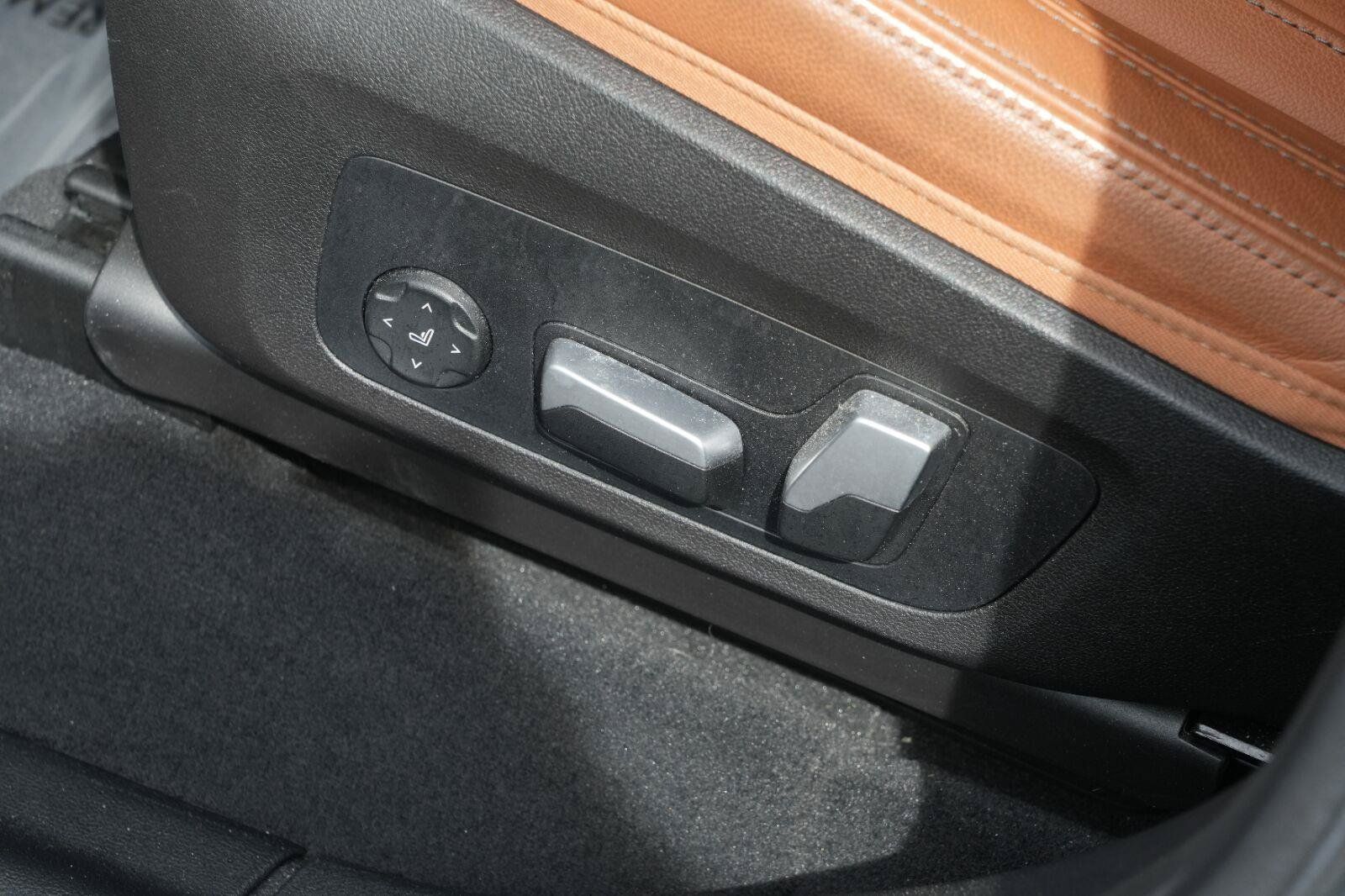 Used 2023 BMW X3 M40i AWD/4WD image 12