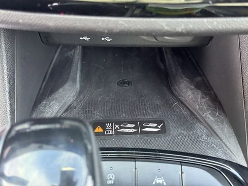 Used 2025 Buick Envista Sport Touring w/ Convenience I Package image 17