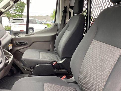Used 2024 Ford Transit 250 Low Roof w/ Exterior Upgrade Package RWD image 12