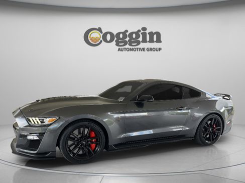 Used 2020 Ford Mustang Shelby GT500 w/ Technology Package image 1