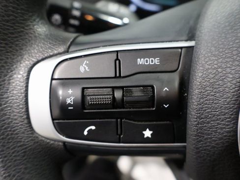 Used 2024 Kia Sportage LX image 35