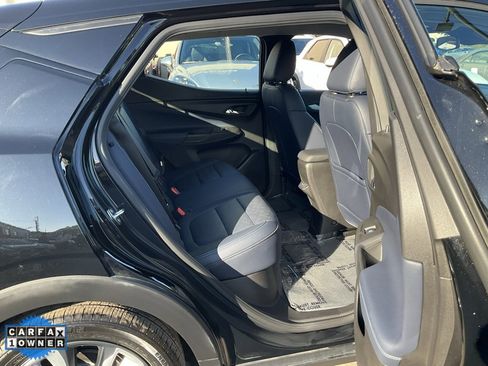 Used 2022 Chevrolet Bolt EUV LT w/ Convenience Package image 45