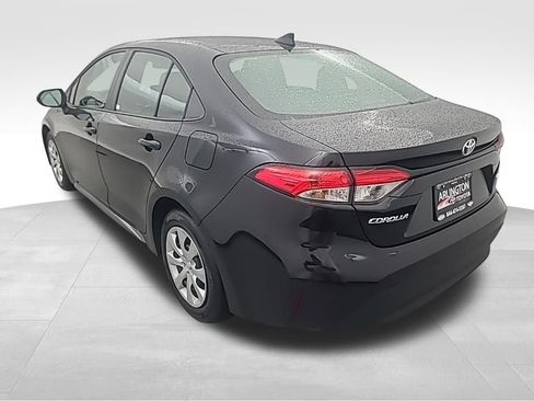 Used 2025 Toyota Corolla LE image 6