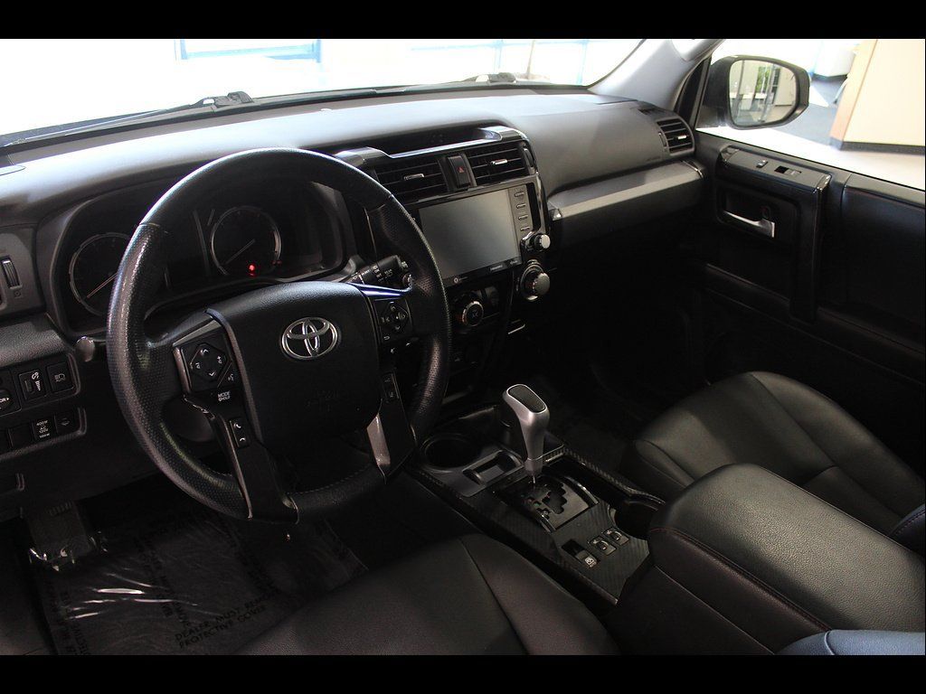 Used 2024 Toyota 4Runner TRD Off-Road Premium AWD/4WD image 13