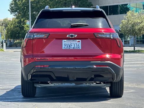 Used 2026 Chevrolet Equinox RS w/ LPO, Floor Liner Package FWD image 5