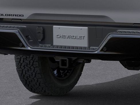 New 2026 Chevrolet Colorado Trail Boss w/ Midnight Edition AWD/4WD image 15