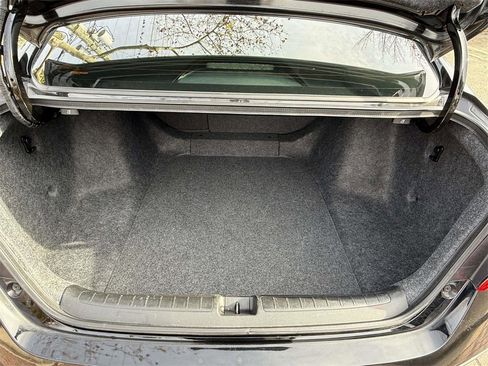 Used 2021 Honda Accord Sport image 8