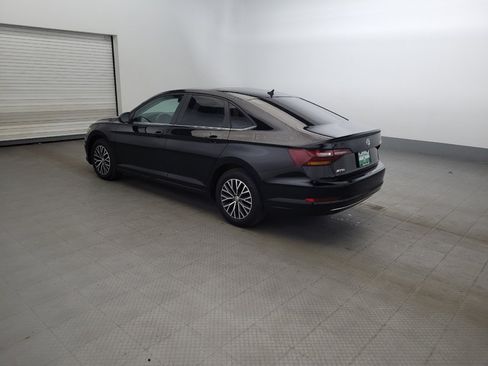 Used 2019 Volkswagen Jetta SE FWD image 3