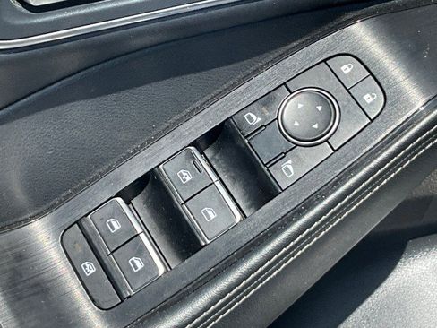 Used 2023 Nissan Rogue Platinum w/ Platinum Premium Package AWD/4WD image 34