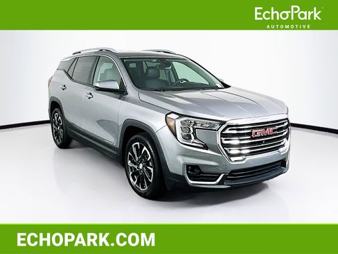 Used 2023 GMC Terrain SLT w/ Tech Package image 1