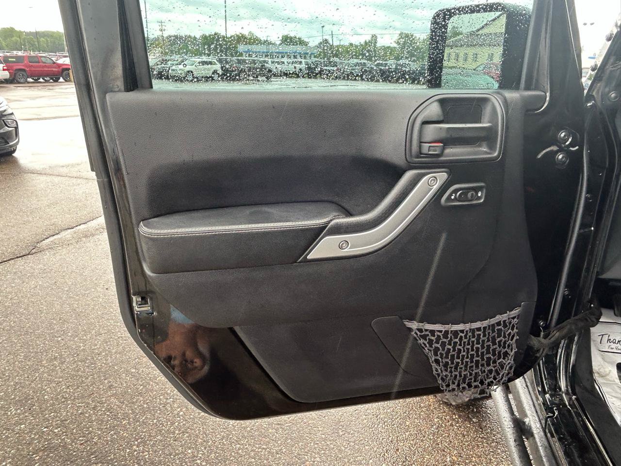 Used 2016 Jeep Wrangler Unlimited Rubicon AWD/4WD image 14
