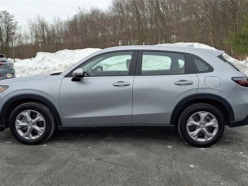 Used 2025 Honda HR-V LX image 5