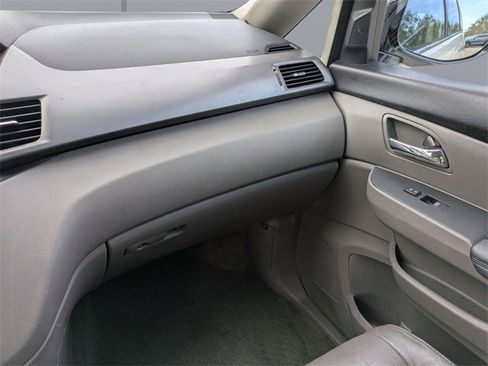 Used 2017 Honda Odyssey Touring Elite image 18