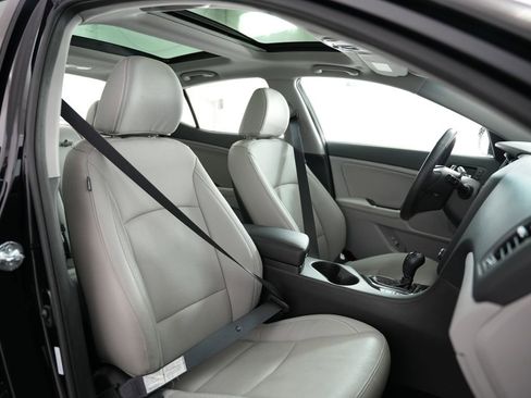 Used 2013 Kia Optima EX w/ Premium Pkg image 52