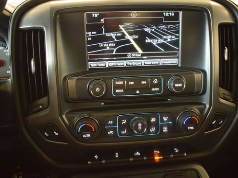 Used 2017 GMC Sierra 1500 SLT w/ All Terrain X Package image 35