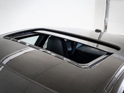 Used 2009 Porsche 911 Carrera S image 15