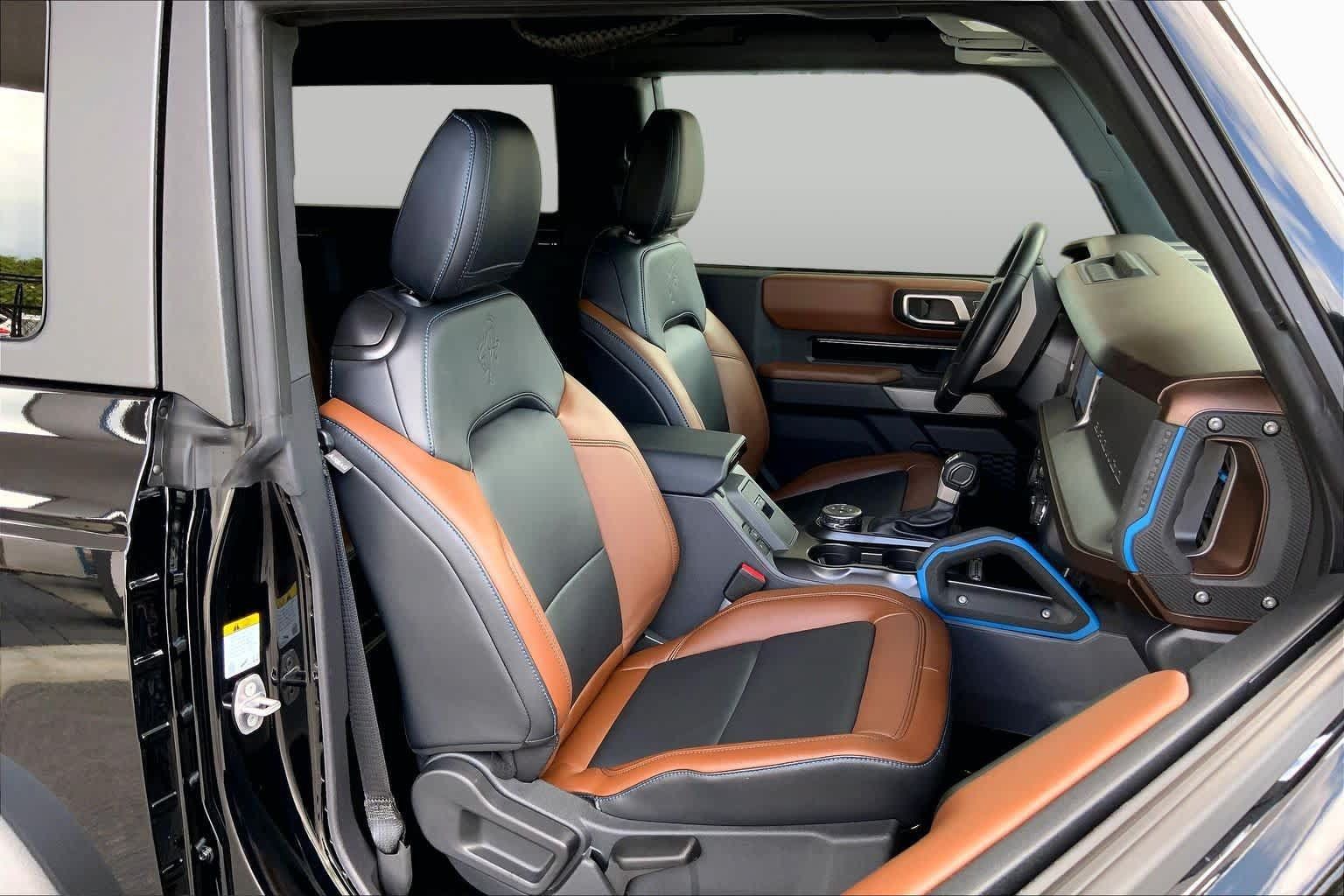 Used 2022 Ford Bronco Outer Banks w/ Sasquatch Package AWD/4WD image 9