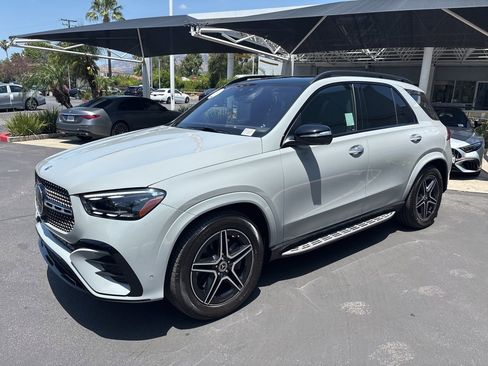 Used 2024 Mercedes-Benz GLE 450 4MATIC image 4