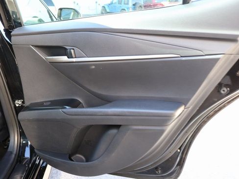 Used 2025 Toyota Camry LE image 11