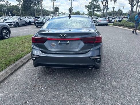 Used 2019 Kia Forte LXS FWD image 3