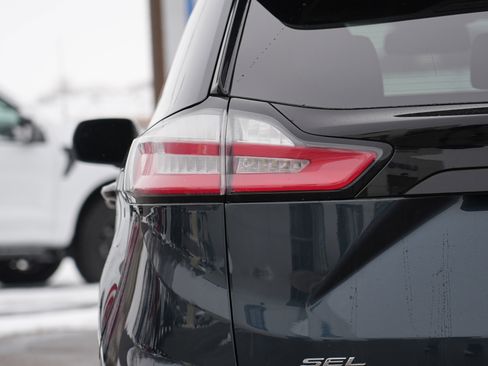 Used 2023 Ford Edge SEL w/ Convenience Package image 14